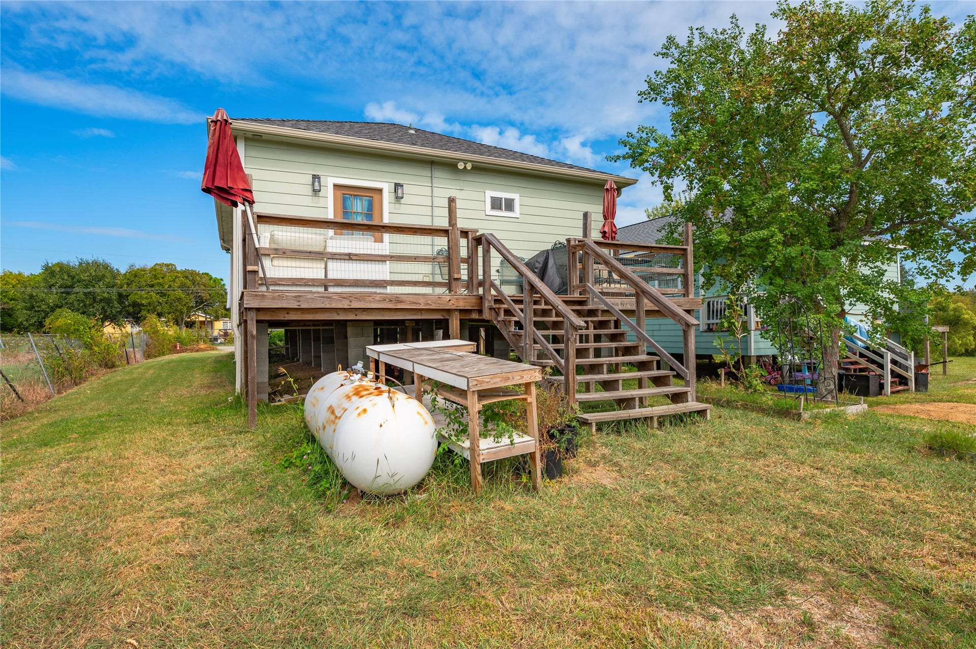 2337 Avenue D, San Leon, TX 77539 Propane tank is owned by the property.