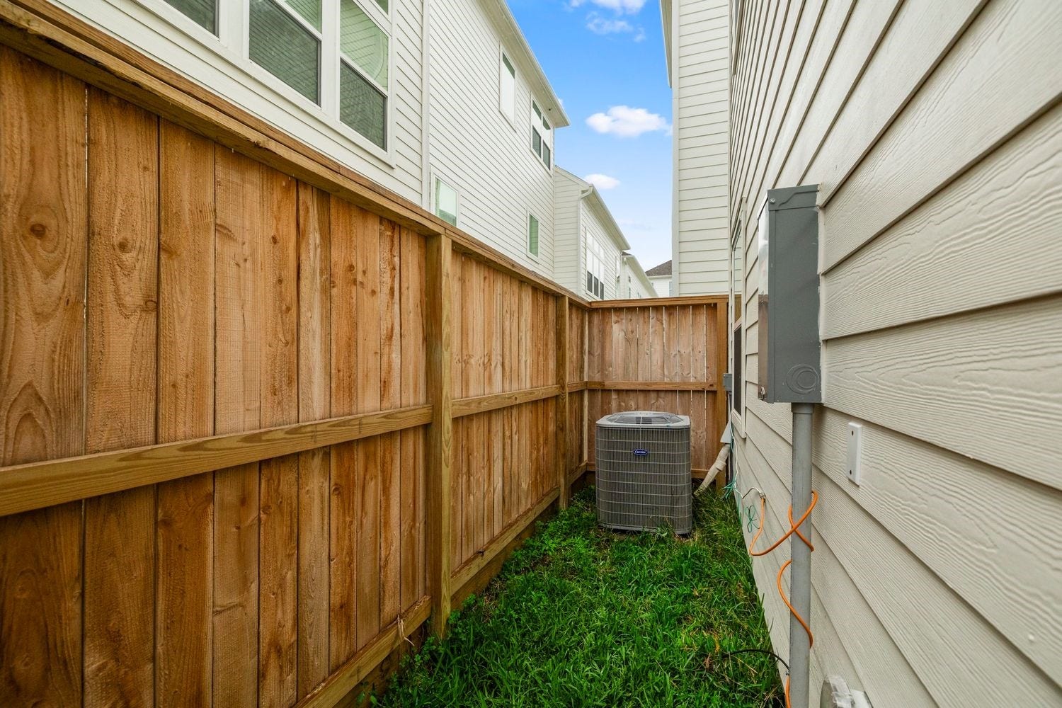 726 Carriage Knolls Drive, Houston, TX 77008 726 Carriage Knolls Drive, Houston, TX 77008