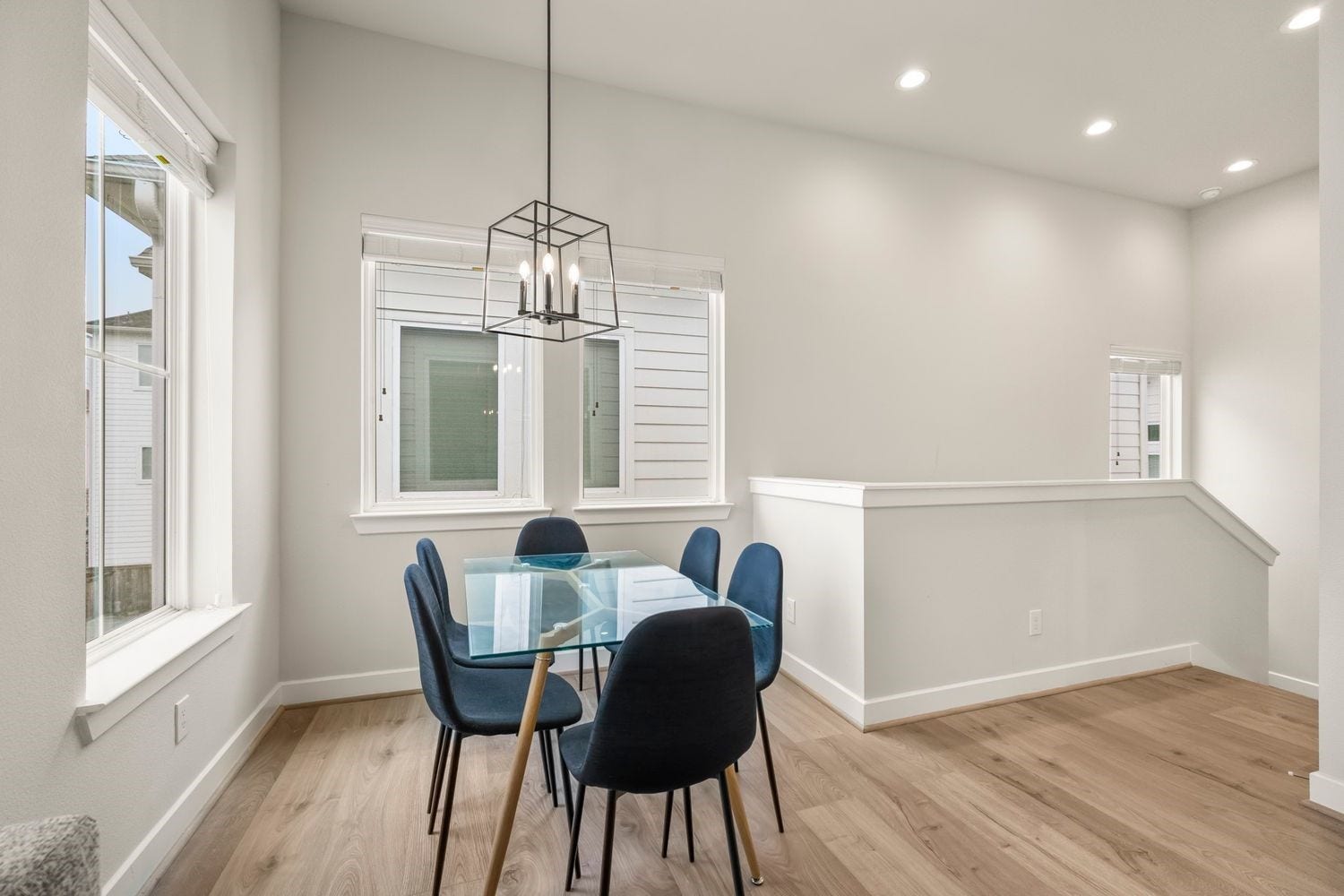 726 Carriage Knolls Drive, Houston, TX 77008 726 Carriage Knolls Drive, Houston, TX 77008
