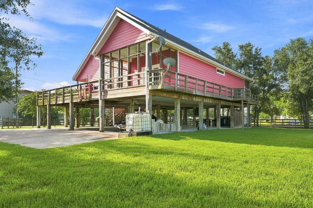 746 12th Street, San Leon, TX 77539 746 12th Street, San Leon, TX 77539