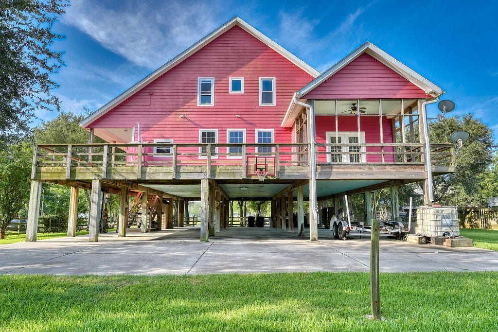 746 12th Street, San Leon, TX 77539 746 12th Street, San Leon, TX 77539