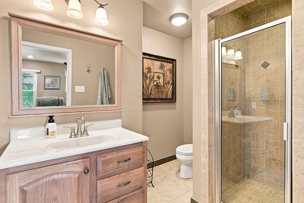 746 12th Street, San Leon, TX 77539 746 12th Street, San Leon, TX 77539