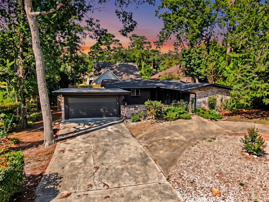 Property photo for 8 Hanover Lane, Panorama Village, TX