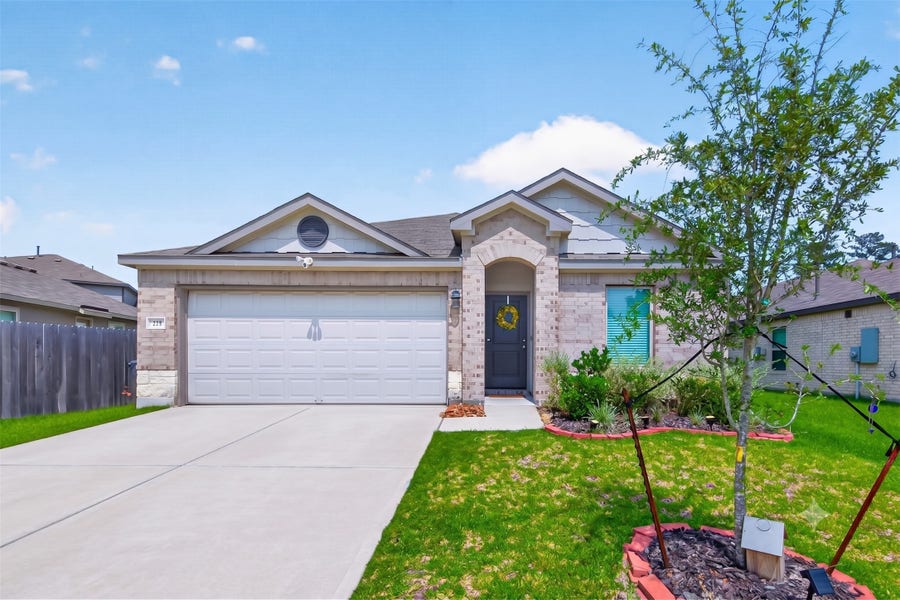 Property photo for 171 Ashe Juniper Way, Magnolia, TX