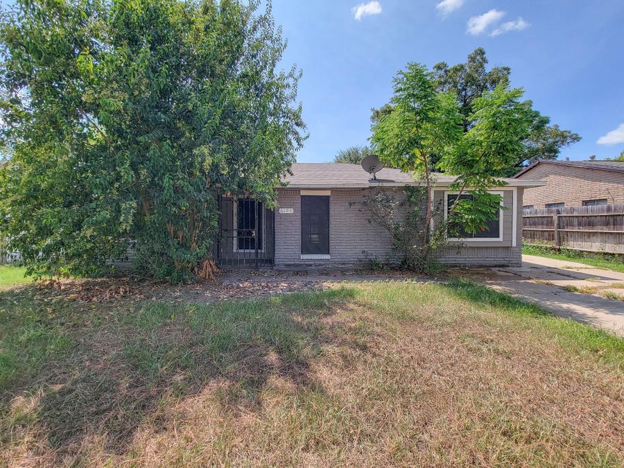 Property photo for 6109 Arthington Street, Houston, TX