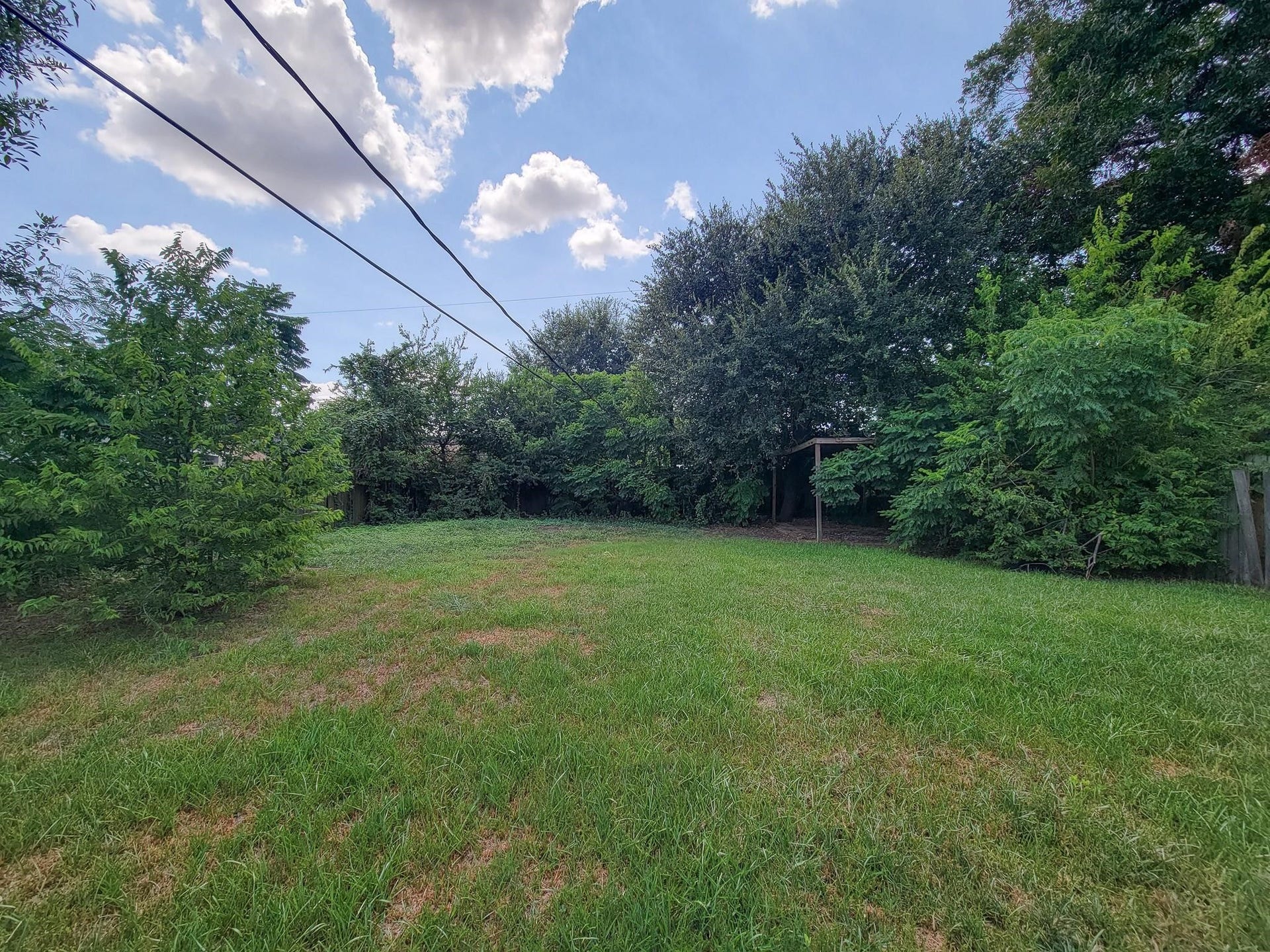 6109 Arthington Street, Houston, TX 77053 6109 Arthington Street, Houston, TX 77053