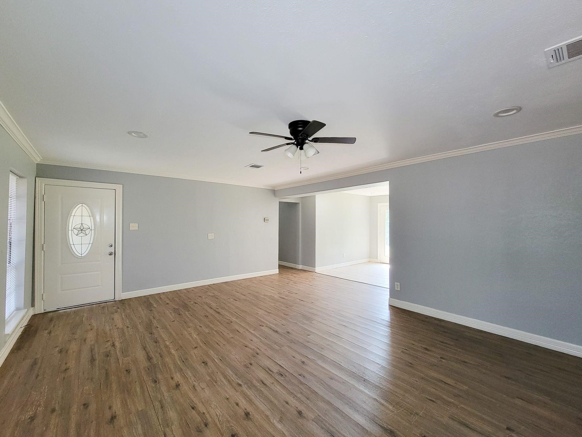 6109 Arthington Street, Houston, TX 77053 6109 Arthington Street, Houston, TX 77053