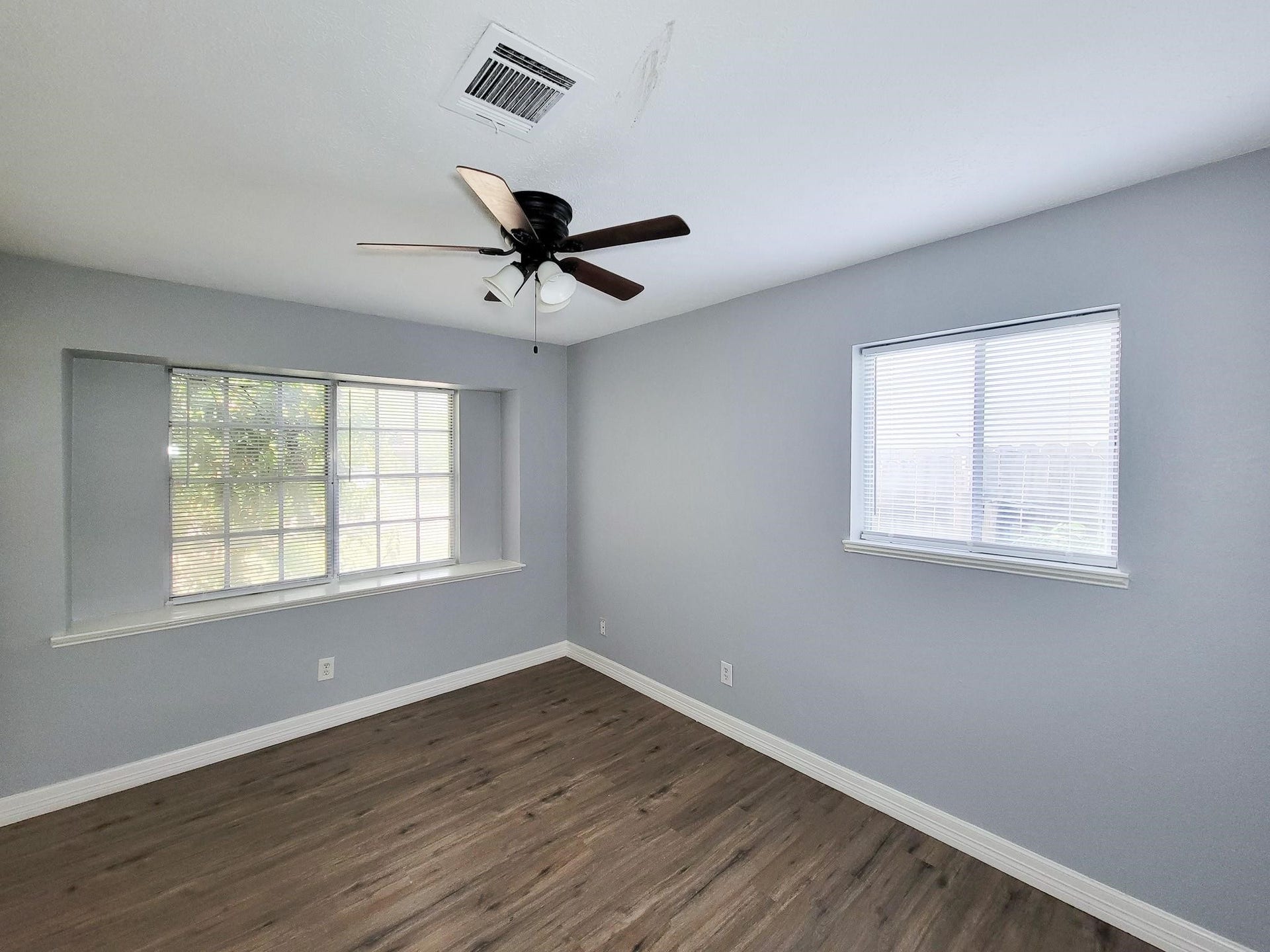 6109 Arthington Street, Houston, TX 77053 6109 Arthington Street, Houston, TX 77053