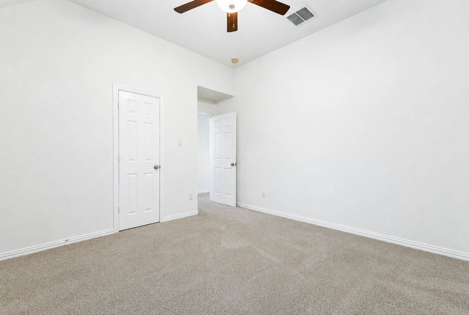 3814 Bluffstone Court, Sugar Land, TX 77479 3814 Bluffstone Court, Sugar Land, TX 77479
