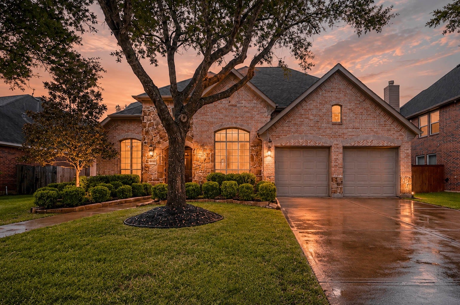 3814 Bluffstone Court, Sugar Land, TX 77479 Front Elevation
Timeless curb appeal with mature landscaping, an inviting covered entry and a classic brick and stone elevation.