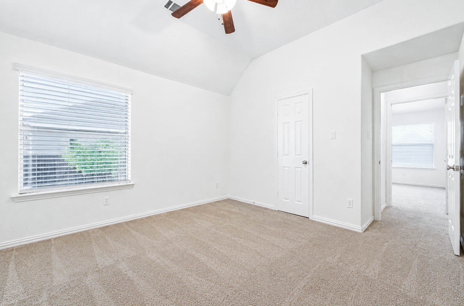 3814 Bluffstone Court, Sugar Land, TX 77479 3814 Bluffstone Court, Sugar Land, TX 77479