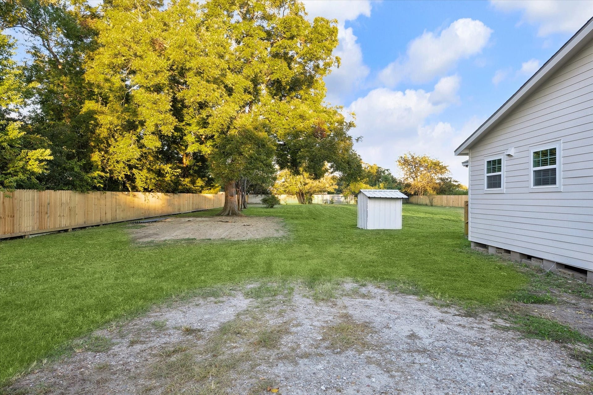 2801 Shouse Road, Santa Fe, TX 77510