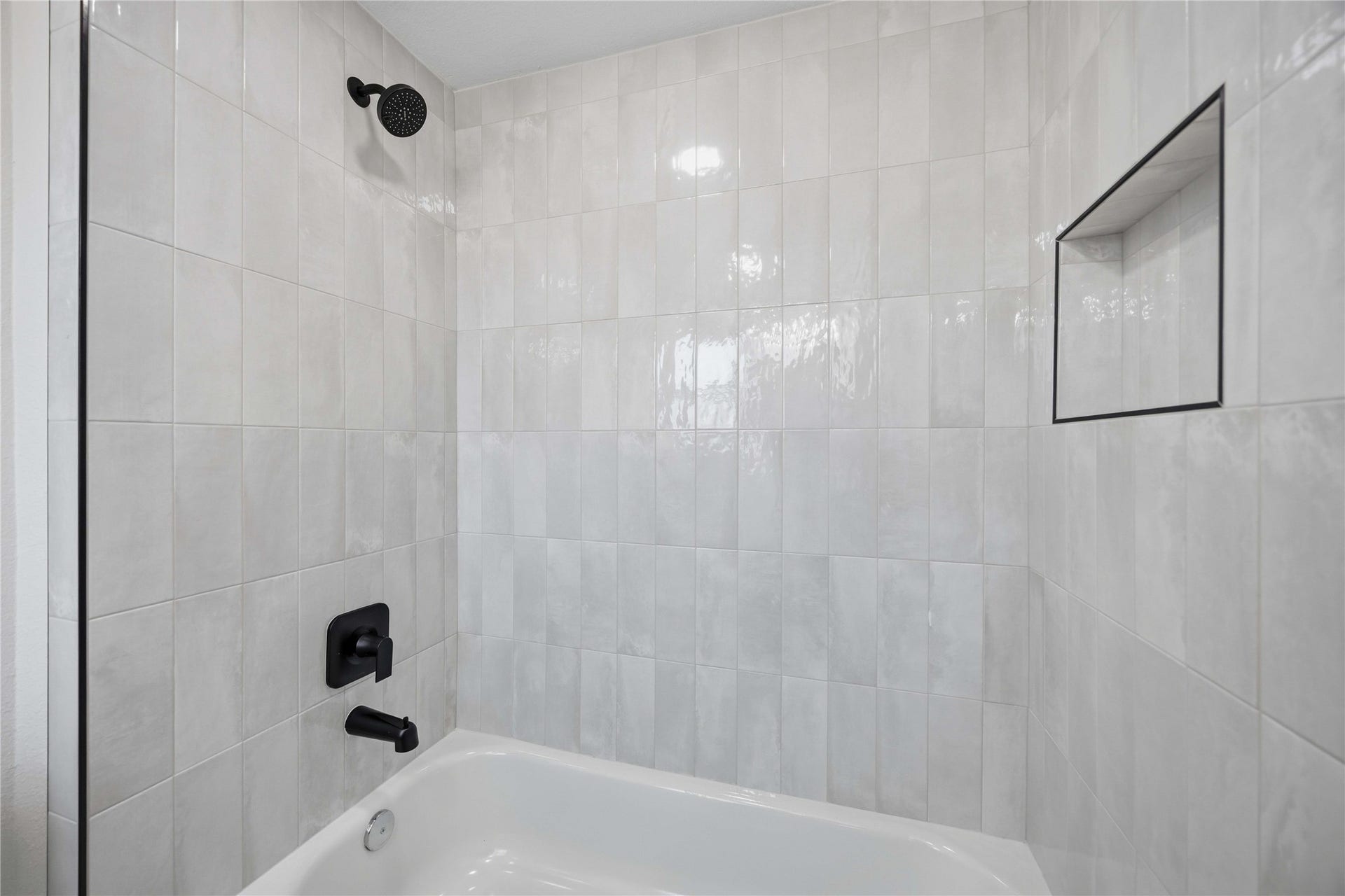 3306 Calumet Street, Houston, TX 77004 Bedroom 3 Bathroom