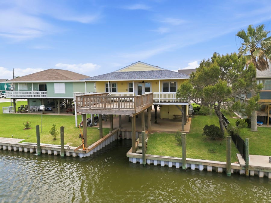 Property photo for 119 Sand Shoals Road, Freeport, TX