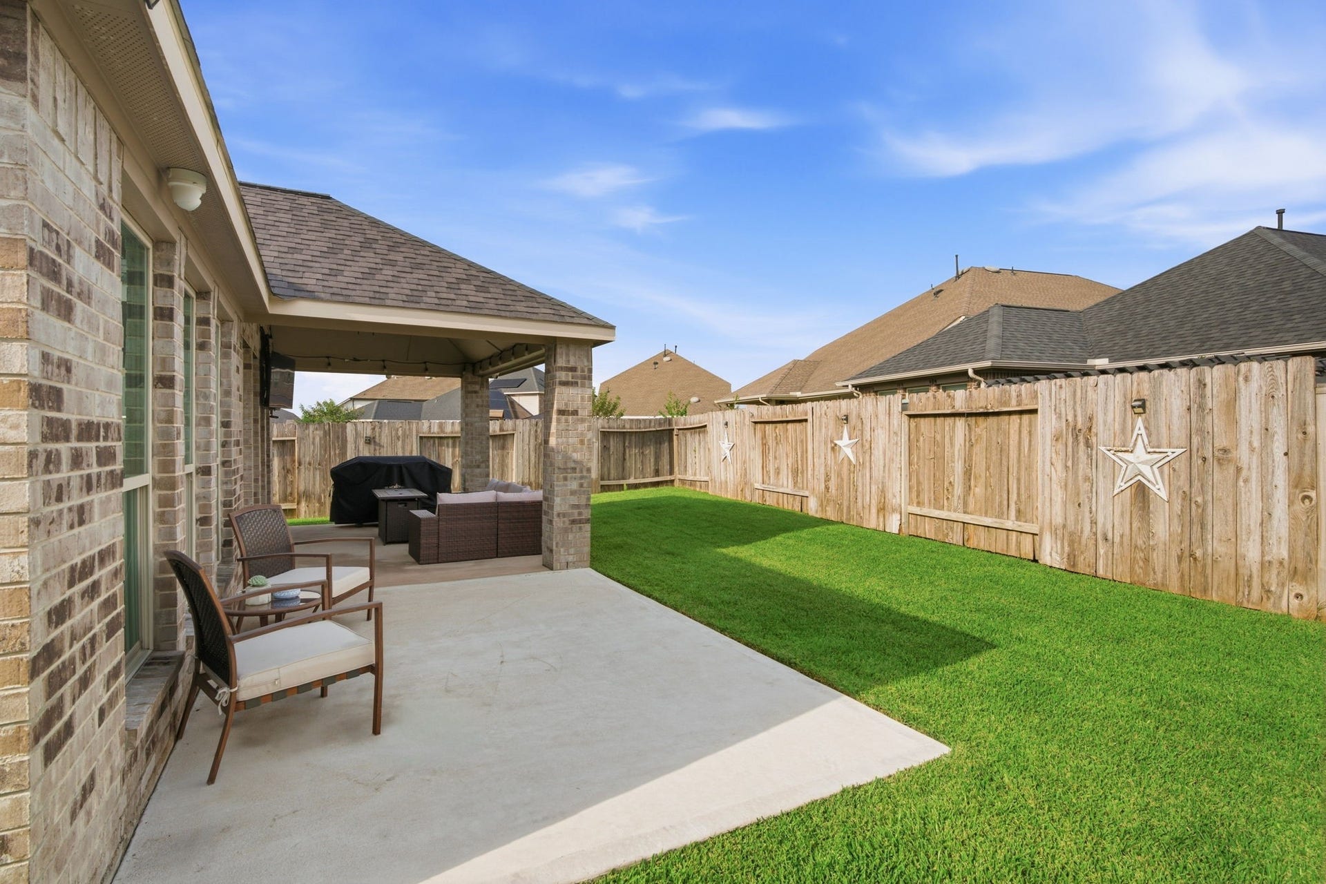 17410 Farm Pasture Trail, Hockley, TX 77447 Great morning coffee spot...