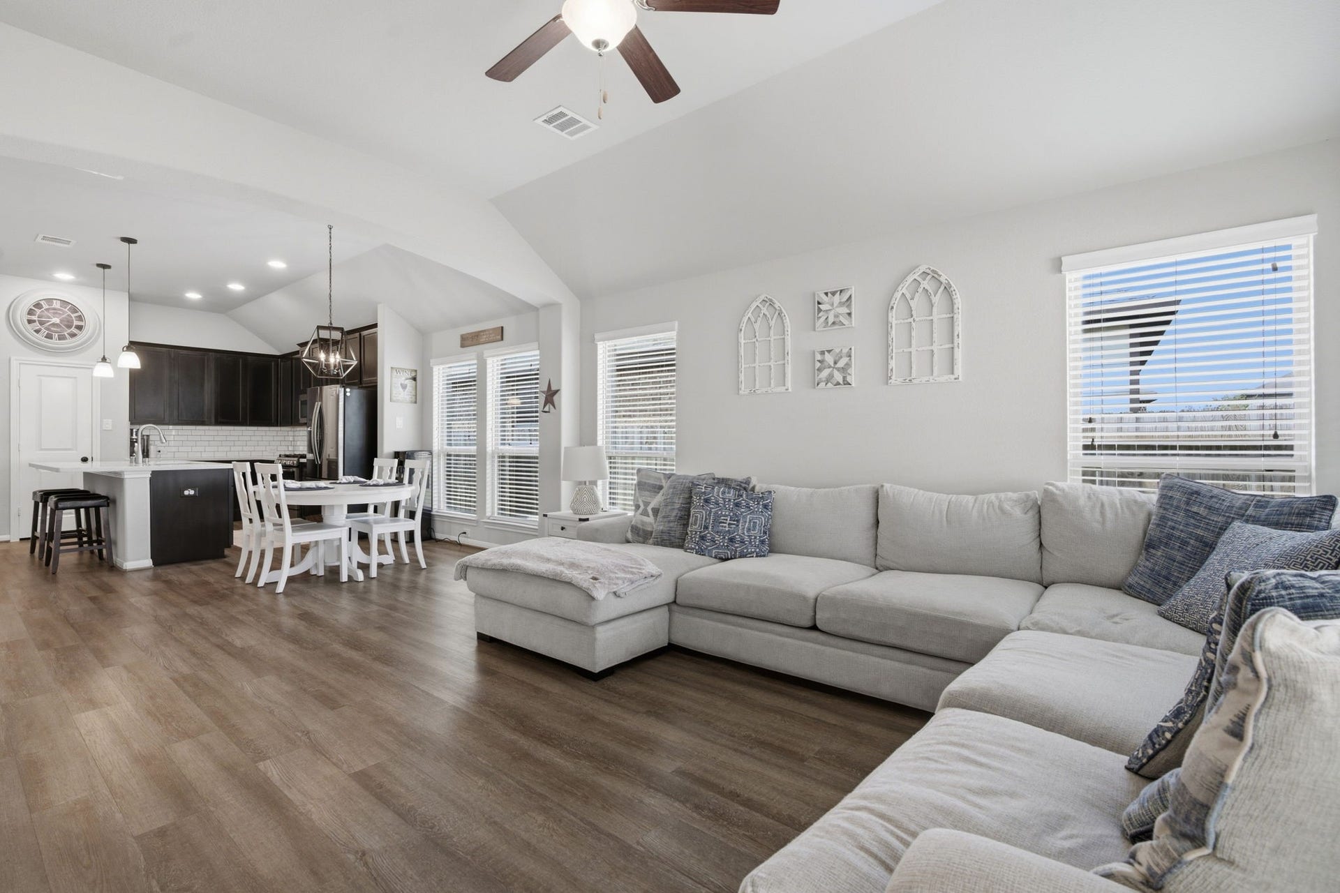 17410 Farm Pasture Trail, Hockley, TX 77447 Another view of the family room. Plenty of room for everyone!