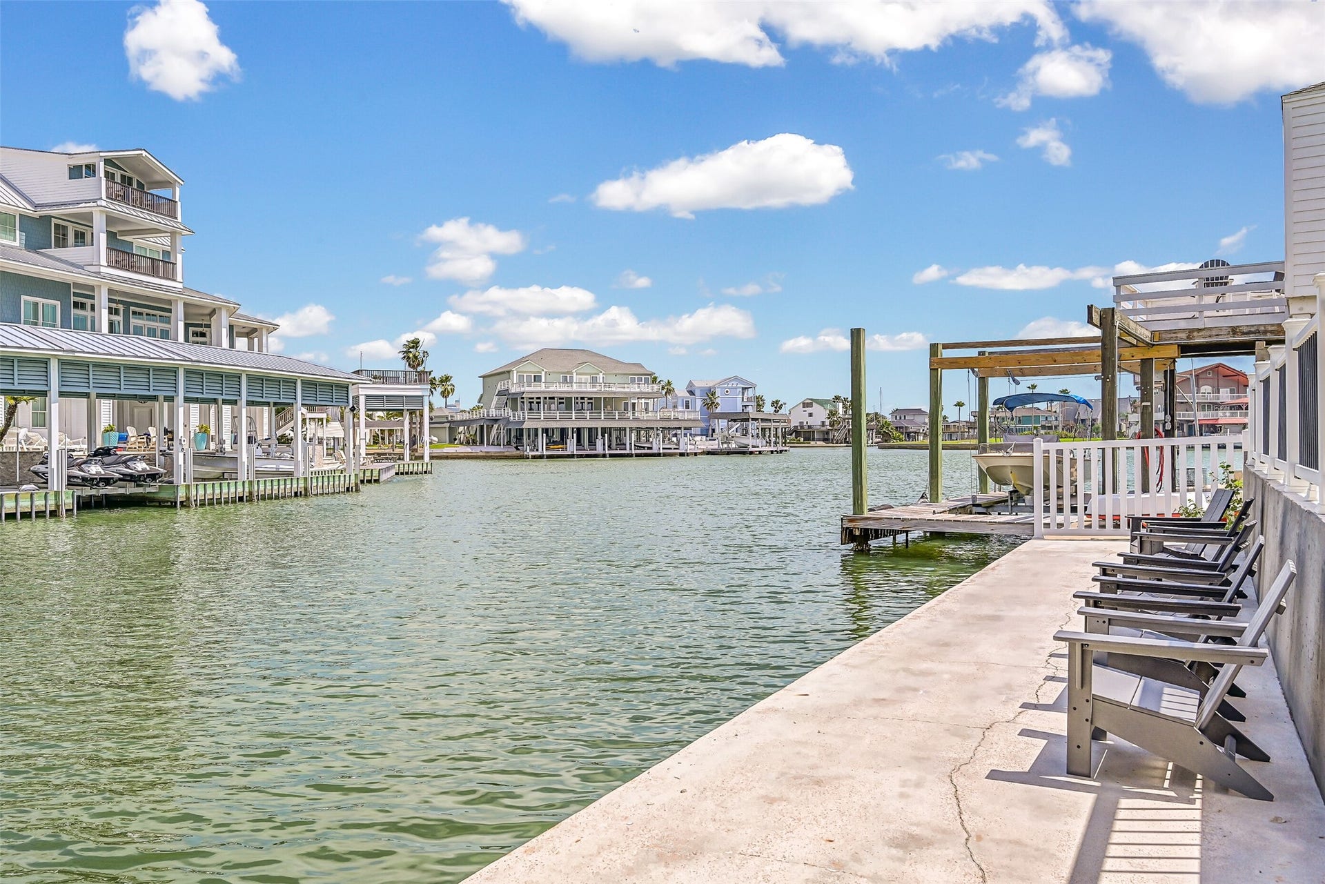 1614 Castaway Street, Tiki Island, TX 77554 With 132 feet of canal frontage, the water becomes part of the backyard experience. Fish from the bulkhead, watch boats pass or pull up a chair and enjoy life along the canal.