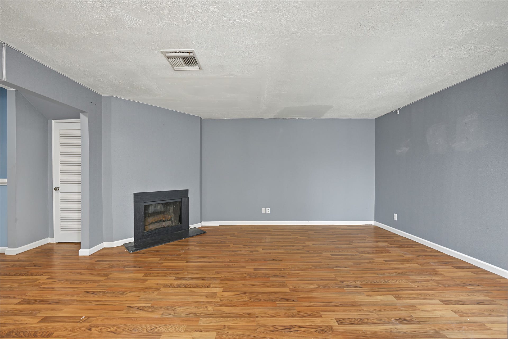 8315 Augustine Drive, #A, Houston, TX 77036 8315 Augustine Drive, #A, Houston, TX 77036