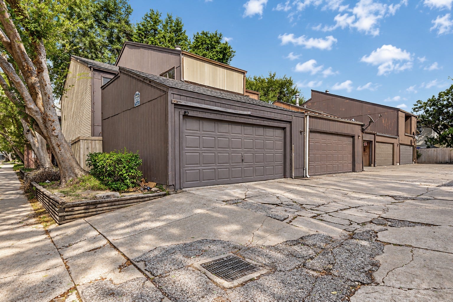 8315 Augustine Drive, #A, Houston, TX 77036 8315 Augustine Drive, #A, Houston, TX 77036