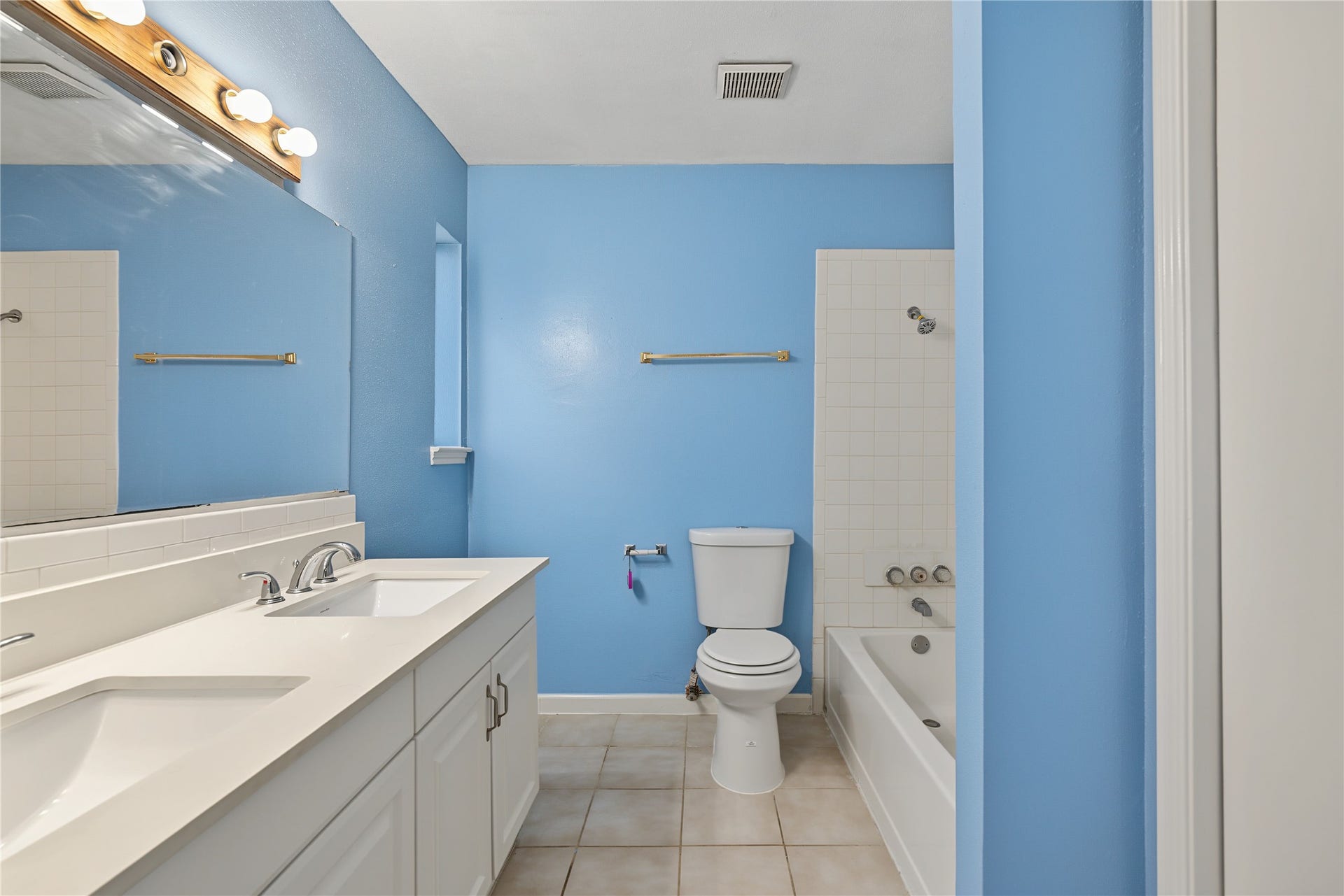 8315 Augustine Drive, #A, Houston, TX 77036 8315 Augustine Drive, #A, Houston, TX 77036