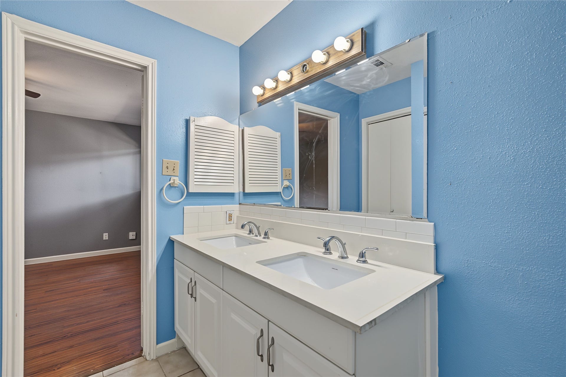 8315 Augustine Drive, #A, Houston, TX 77036 8315 Augustine Drive, #A, Houston, TX 77036
