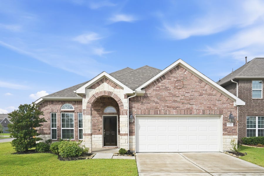 Property photo for 13322 Sea Breeze Drive, Texas City, TX