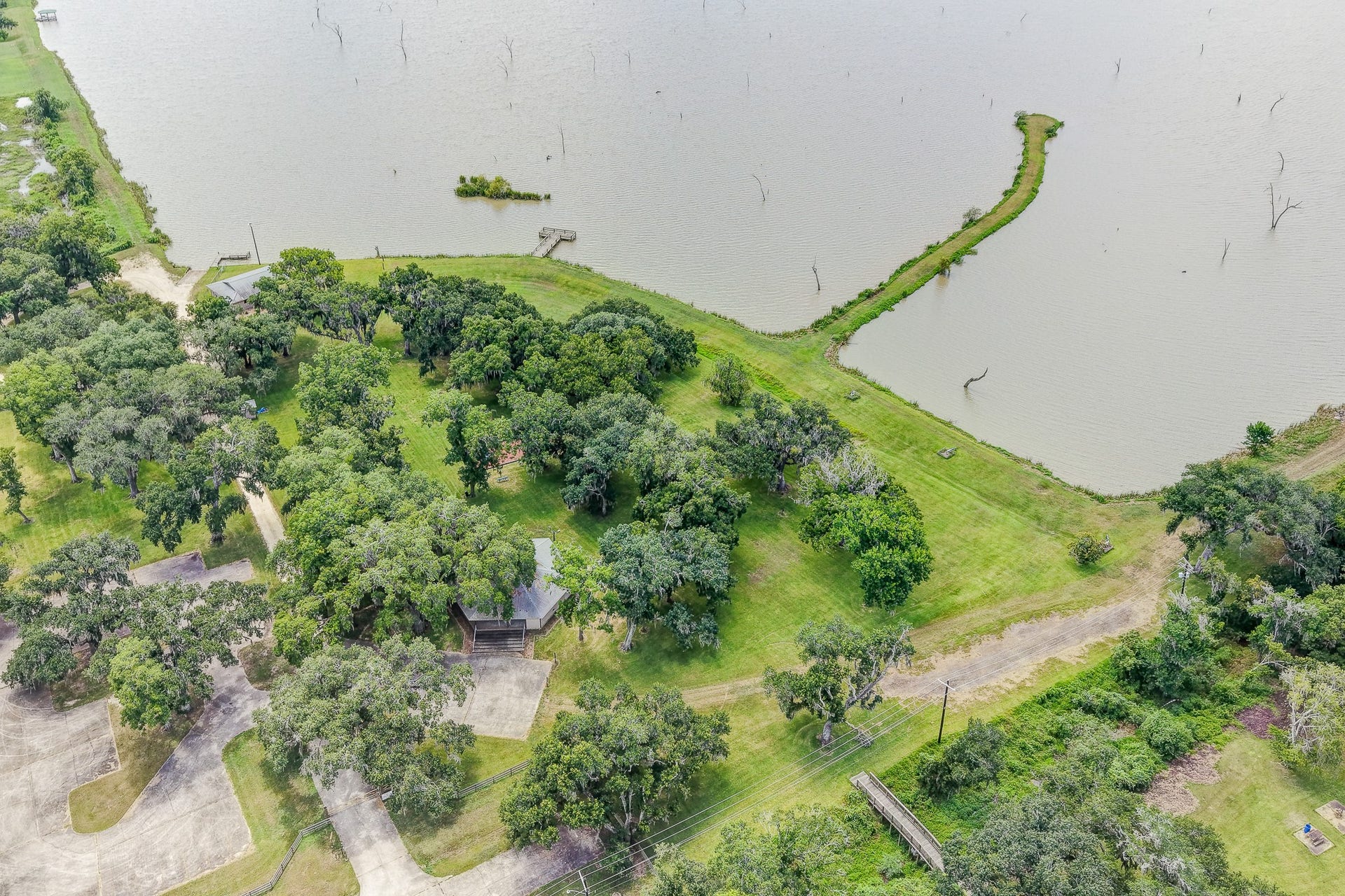 248 Middle Bayou Trail, Angleton, TX 77515 248 Middle Bayou Trail, Angleton, TX 77515