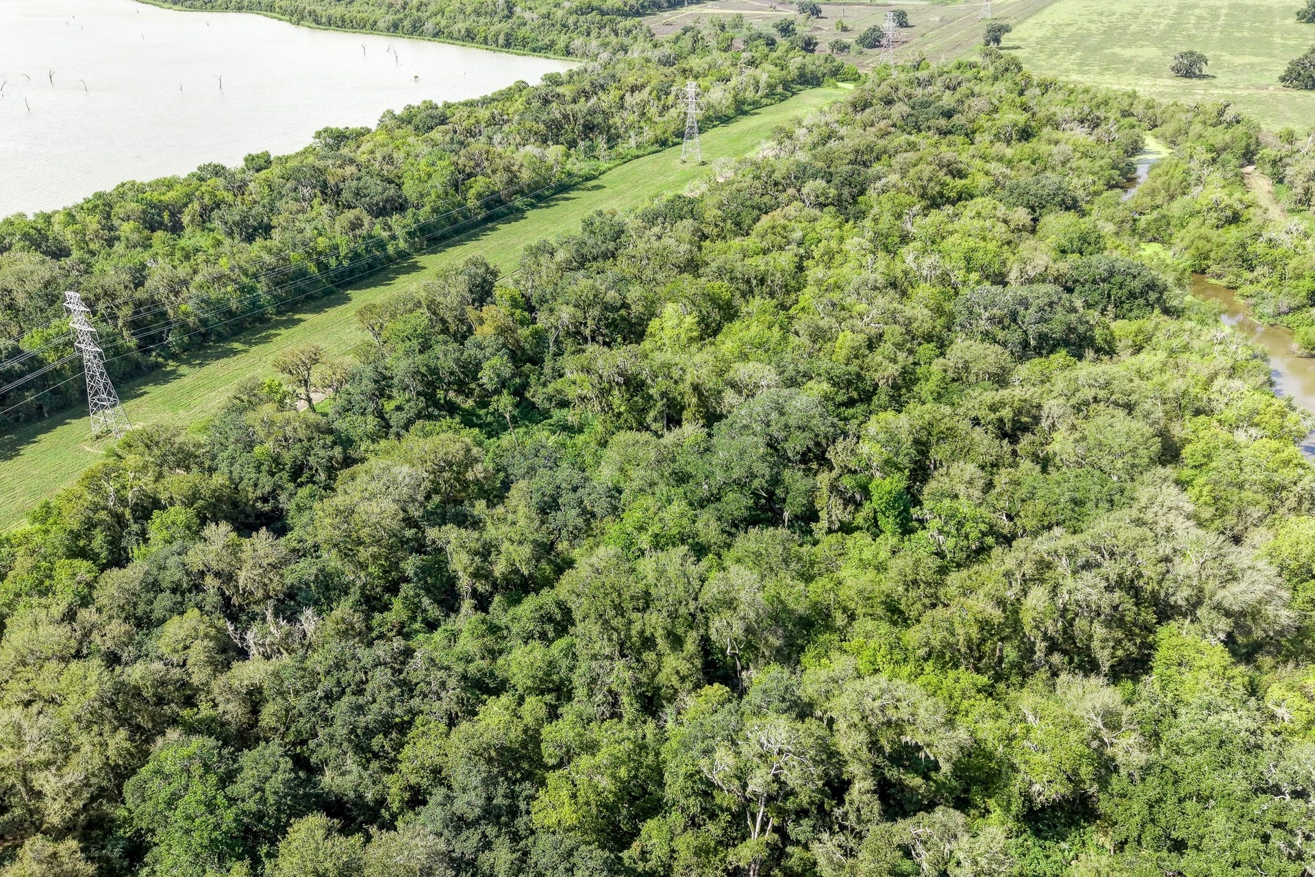 248 Middle Bayou Trail, Angleton, TX 77515 248 Middle Bayou Trail, Angleton, TX 77515