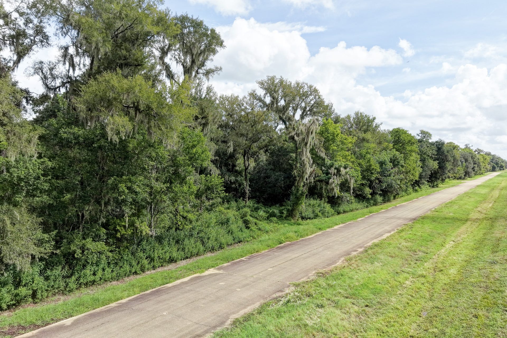 248 Middle Bayou Trail, Angleton, TX 77515 248 Middle Bayou Trail, Angleton, TX 77515