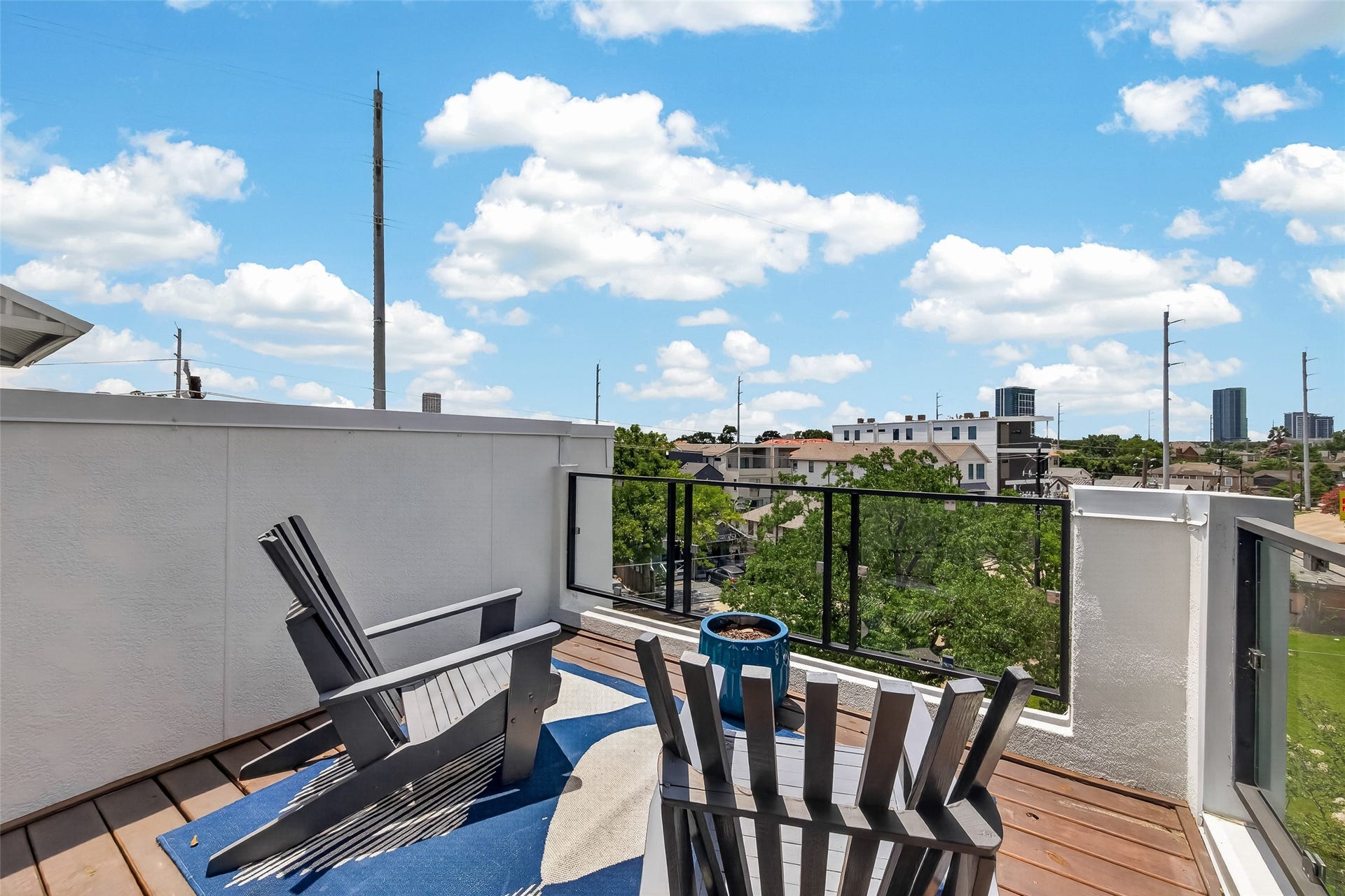 Another view of the rooftop deck. Perfect for enjoying holiday fireworks.