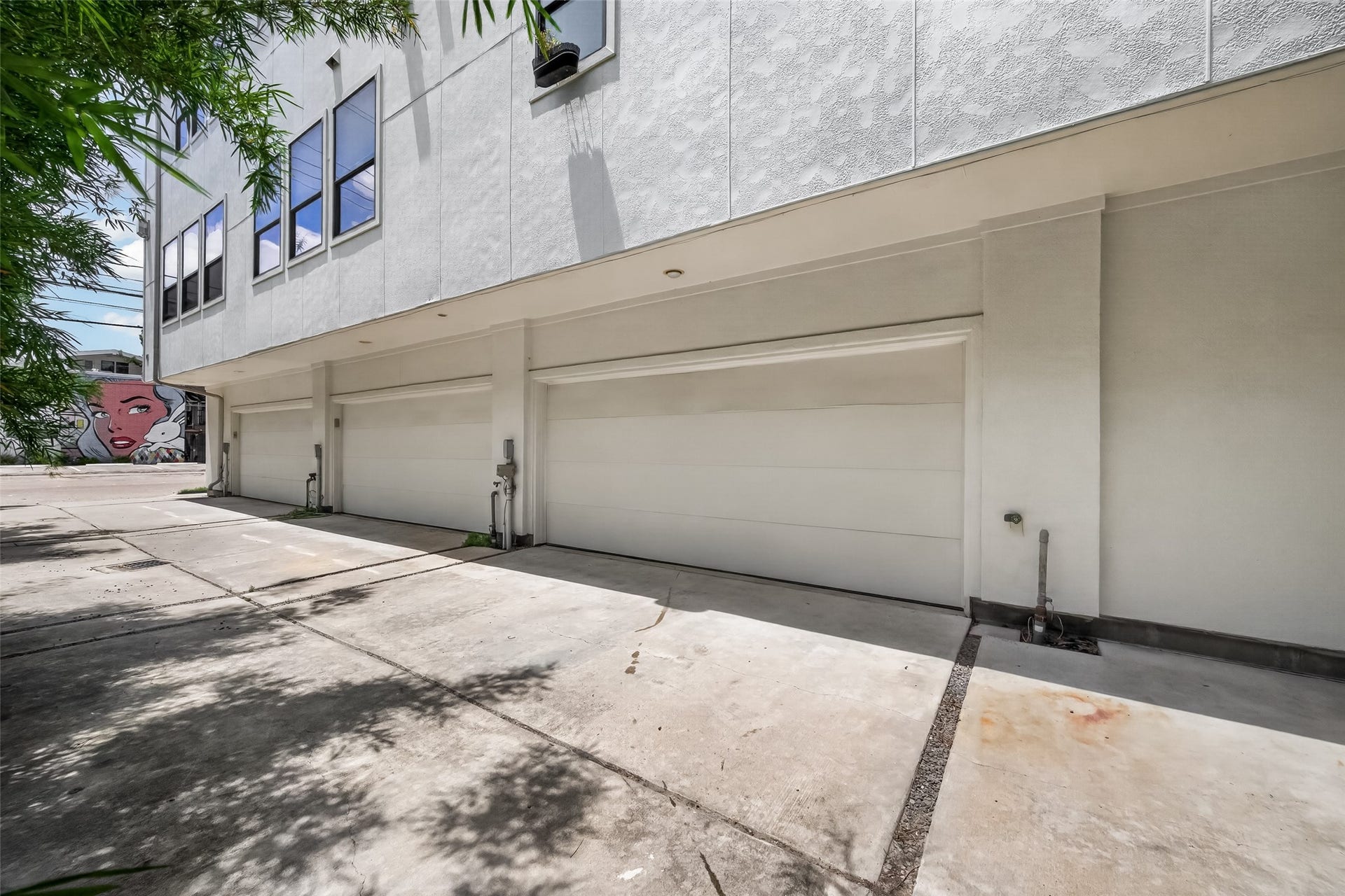 The garage in the back of the home.