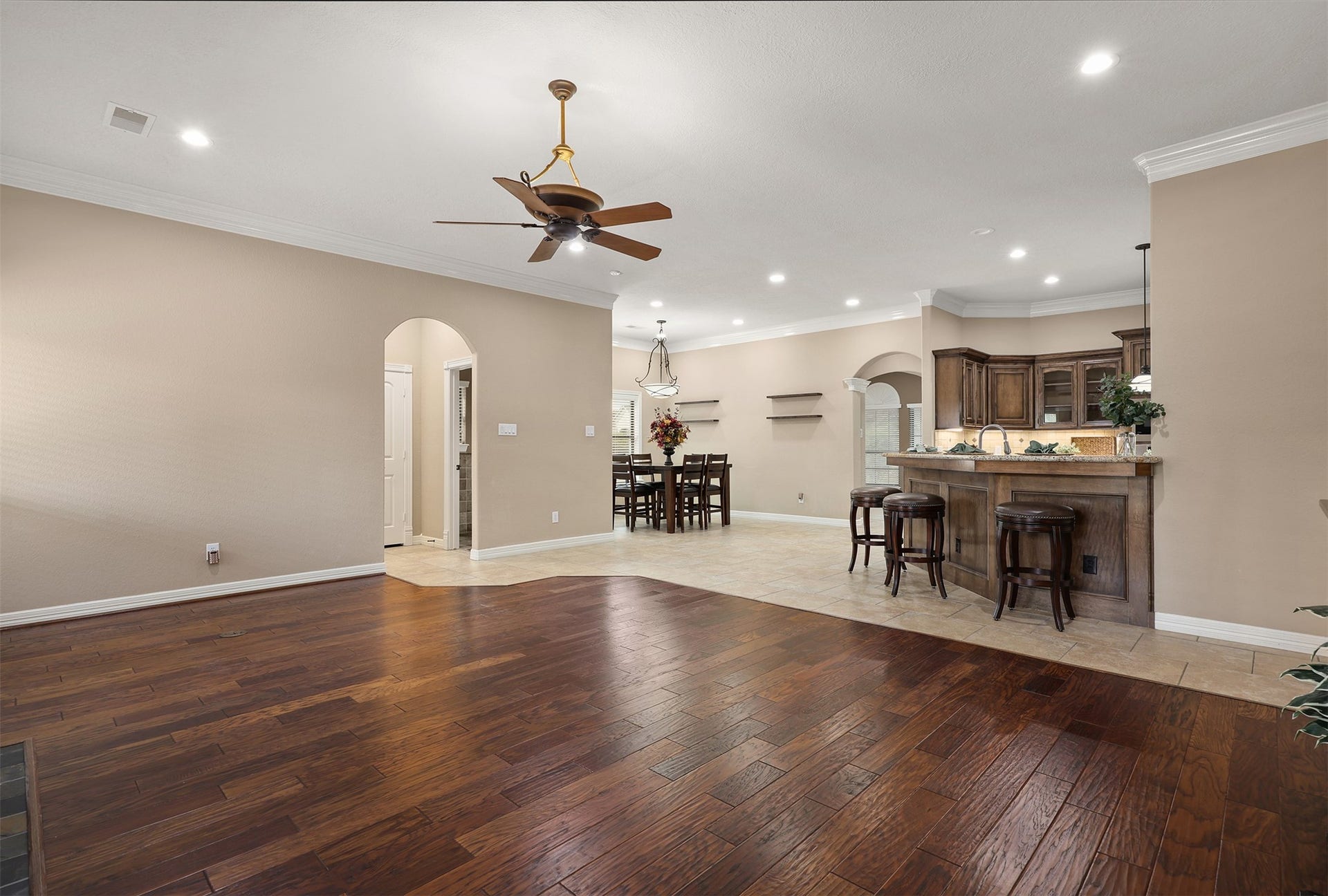 2214 W Lonesome Dove Drive, Deer Park, TX 77536 2214 W Lonesome Dove Drive, Deer Park, TX 77536