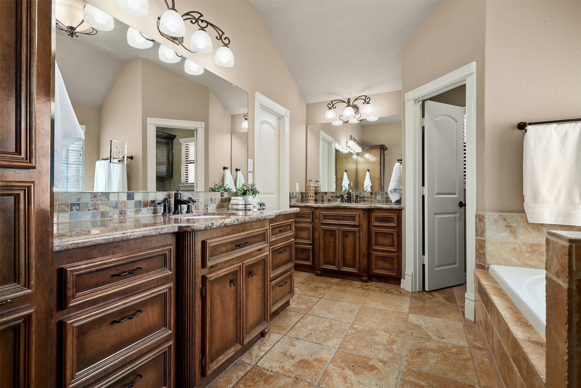 2214 W Lonesome Dove Drive, Deer Park, TX 77536 2214 W Lonesome Dove Drive, Deer Park, TX 77536