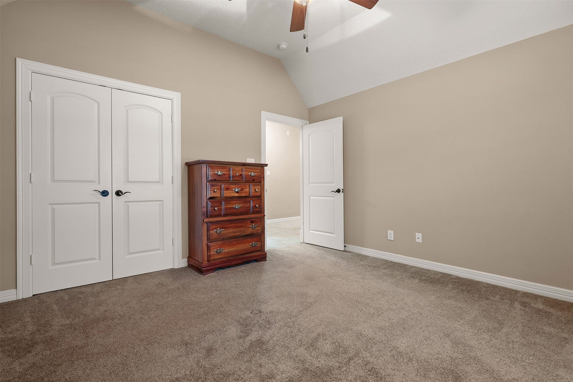 2214 W Lonesome Dove Drive, Deer Park, TX 77536 2214 W Lonesome Dove Drive, Deer Park, TX 77536