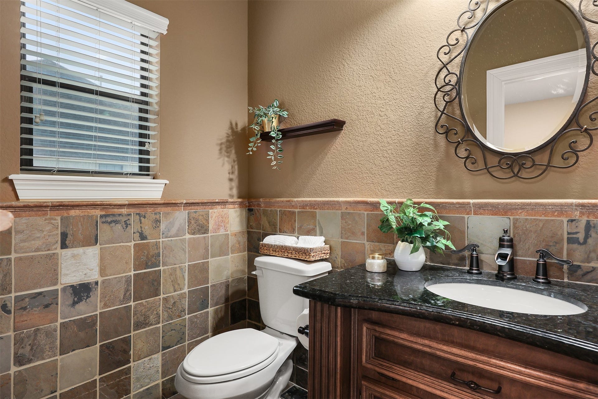 2214 W Lonesome Dove Drive, Deer Park, TX 77536 2214 W Lonesome Dove Drive, Deer Park, TX 77536