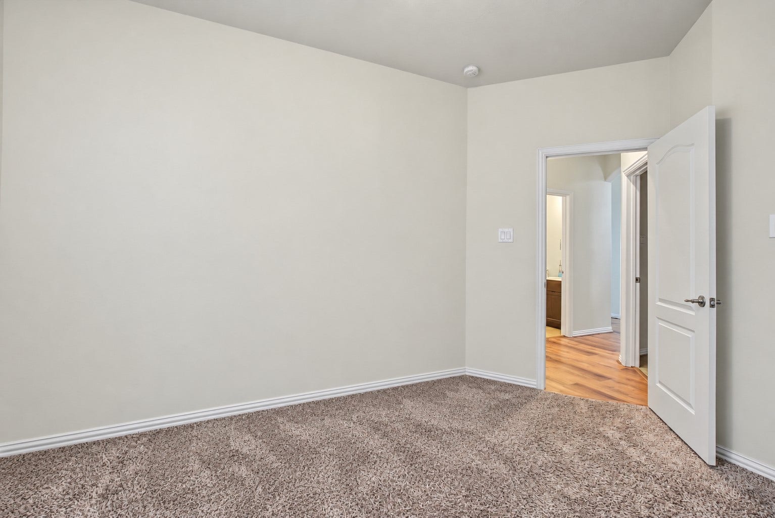 2209 Maple Point Drive N, Conroe, TX 77301 2209 Maple Point Drive N, Conroe, TX 77301