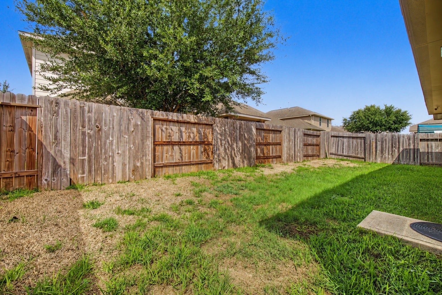 2209 Maple Point Drive N, Conroe, TX 77301 2209 Maple Point Drive N, Conroe, TX 77301
