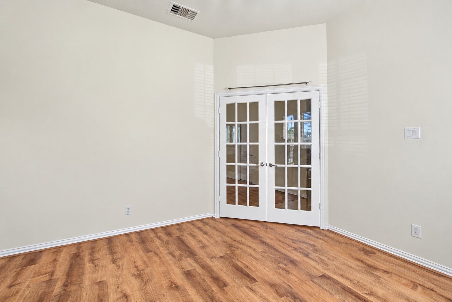 2209 Maple Point Drive N, Conroe, TX 77301 2209 Maple Point Drive N, Conroe, TX 77301