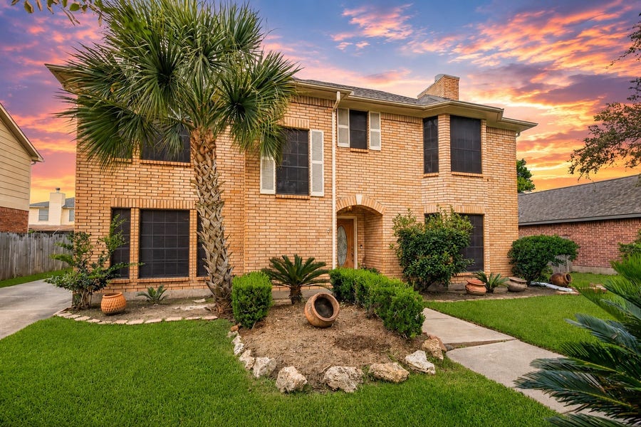 Property photo for 14810 El Tesoro Drive, Houston, TX