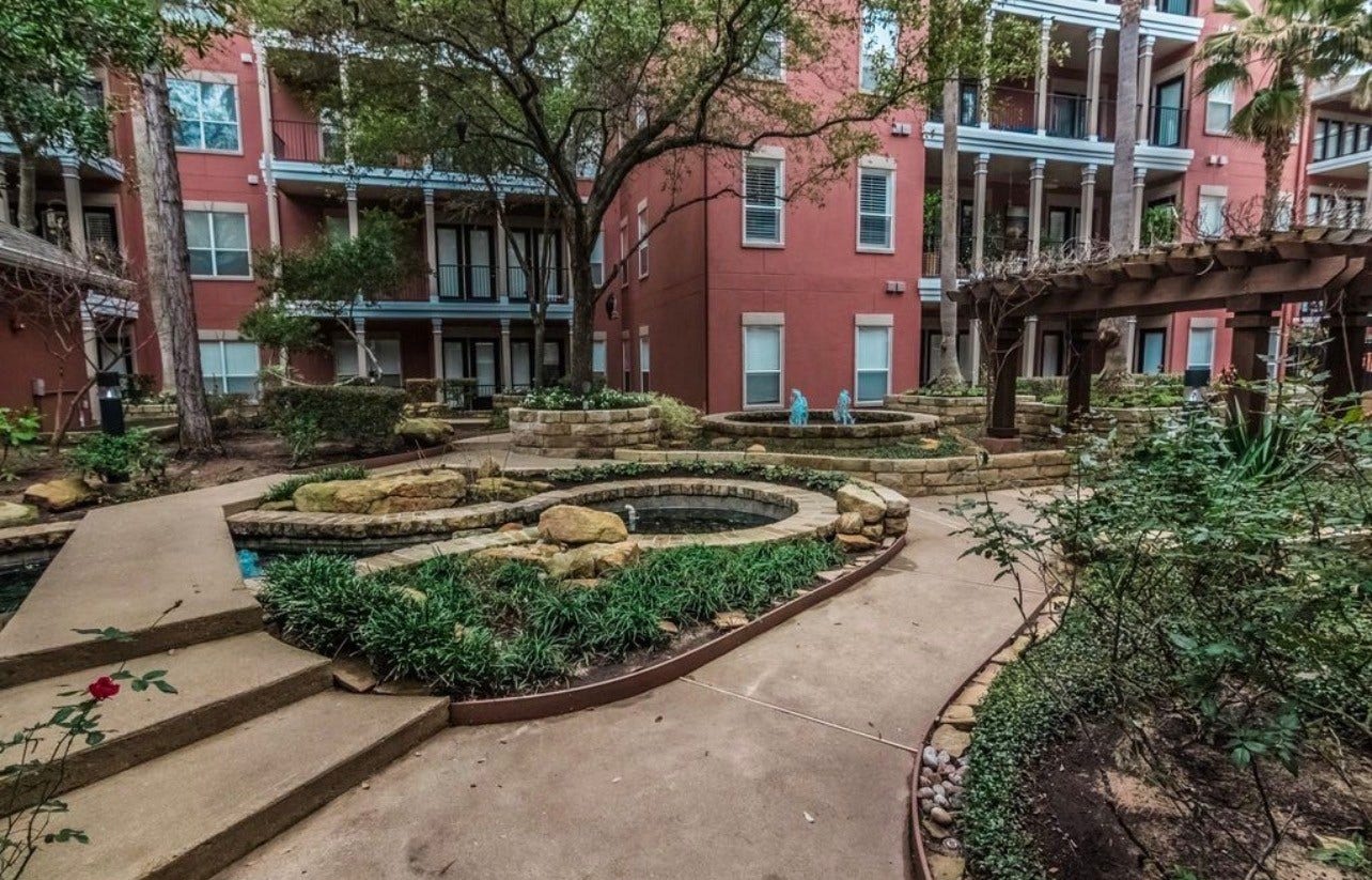 2400 Mccue Road, #438, Houston, TX 77056