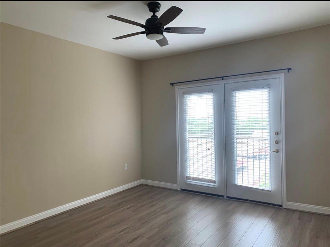 2400 Mccue Road, #438, Houston, TX 77056