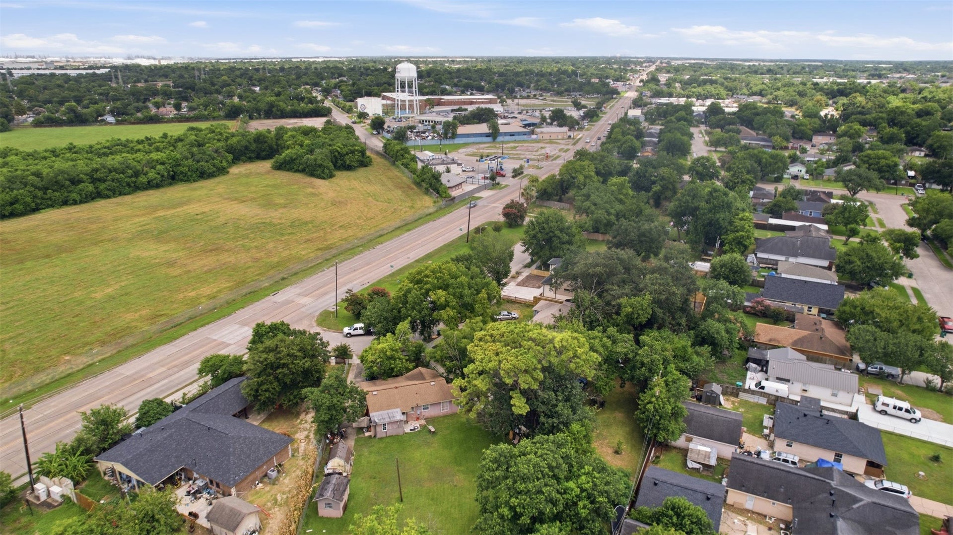1415 Taylor Avenue, Pasadena, TX 77506 1415 Taylor Avenue, Pasadena, TX 77506