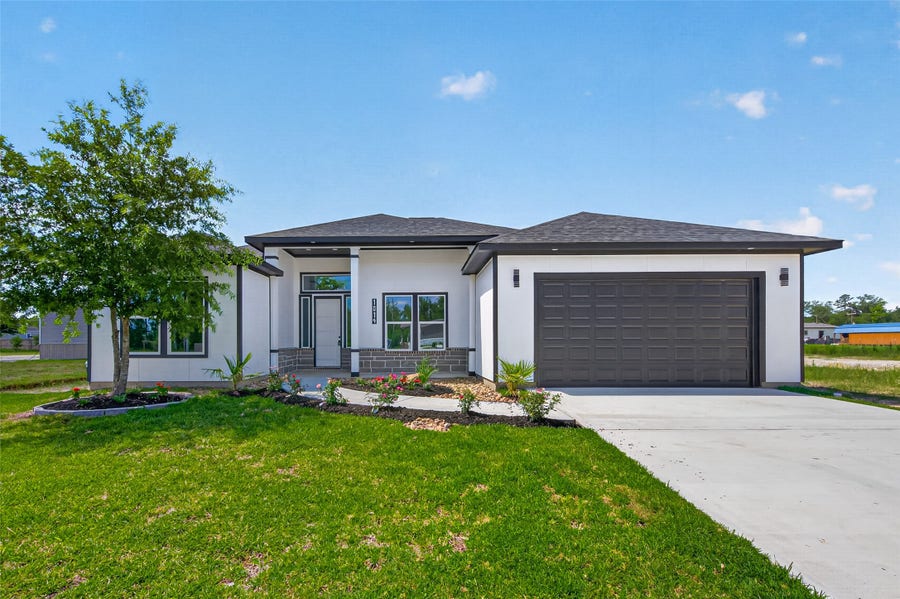 Property photo for 1014 Exotic Pine Drive, Huffman, TX