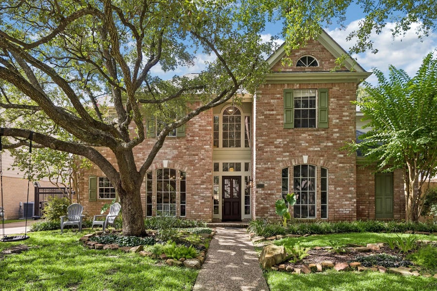 Property photo for 12111 Meadow Lake Drive, Houston, TX