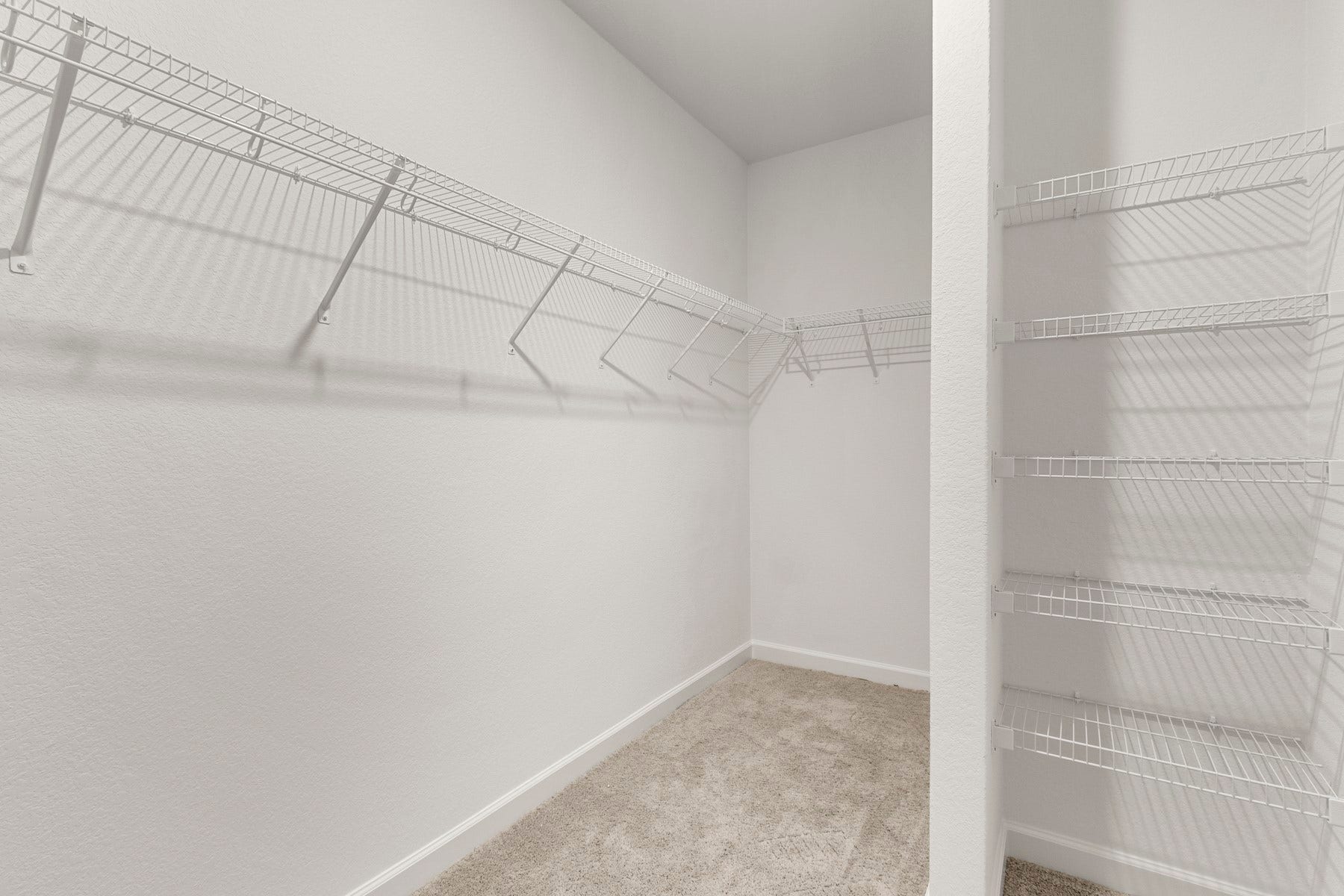 14001 Starboard Reach Drive, Texas City, TX 77510 The master bedroom closet