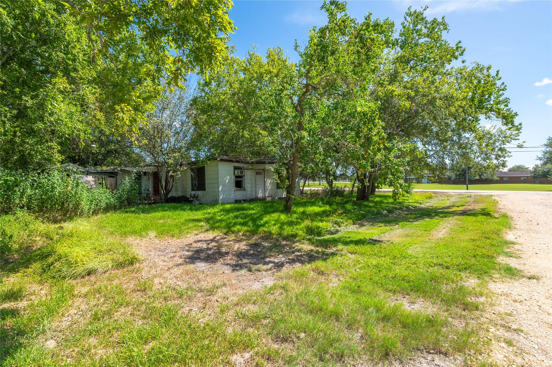 6521 Crockett Street, Hitchcock, TX 77563 6521 Crockett Street, Hitchcock, TX 77563
