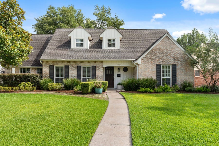 Property photo for 13926 Barryknoll Lane, Houston, TX