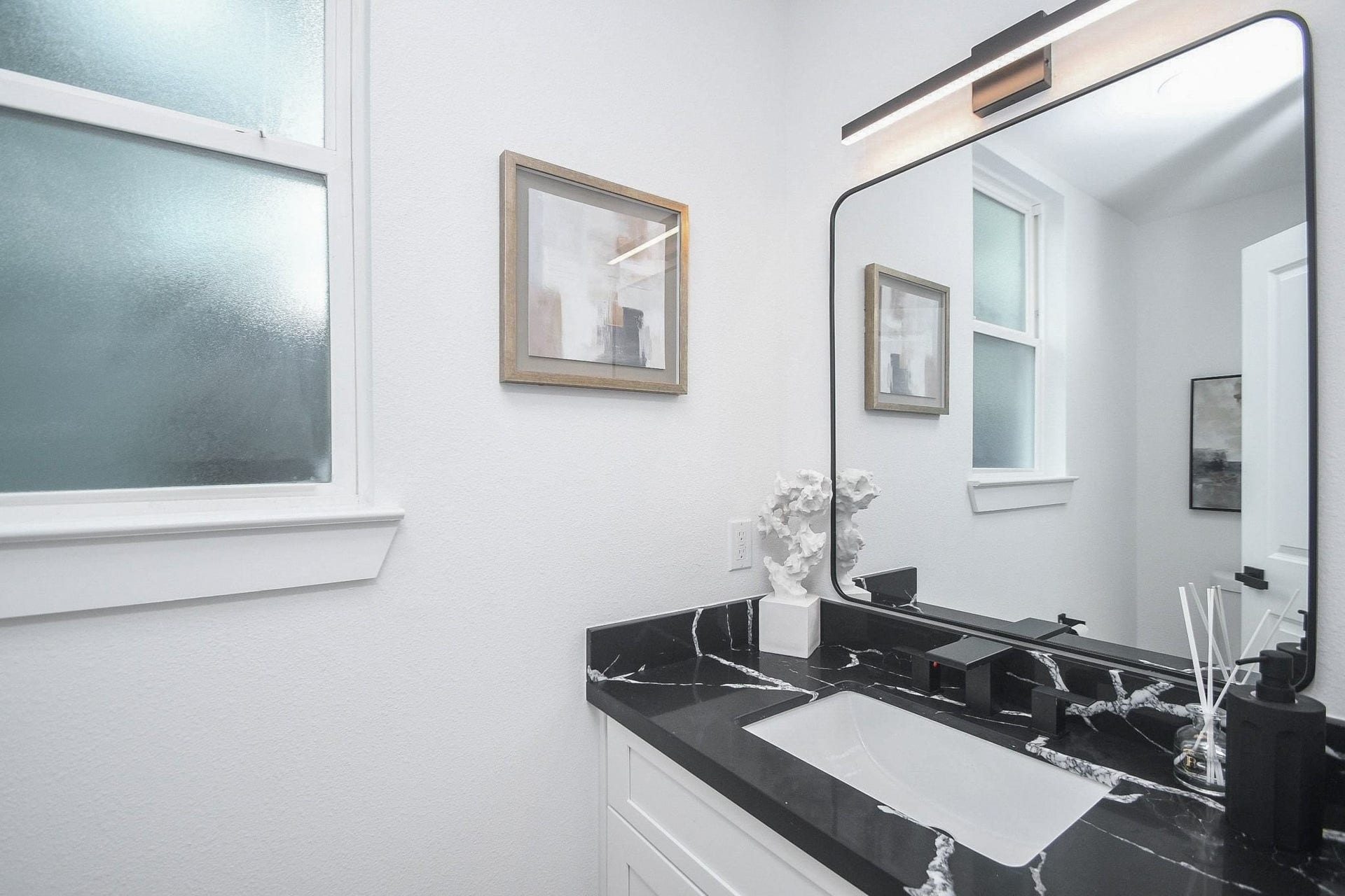 6537 Sealey Street, Houston, TX 77091 6537 Sealey Street, Houston, TX 77091