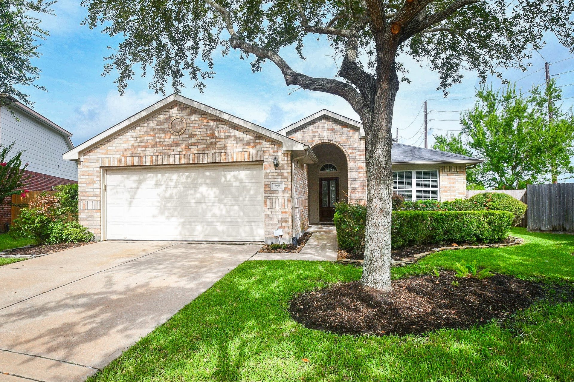 6035 Indian Creek, Missouri City, TX 77459 6035 Indian Creek, Missouri City, TX 77459
