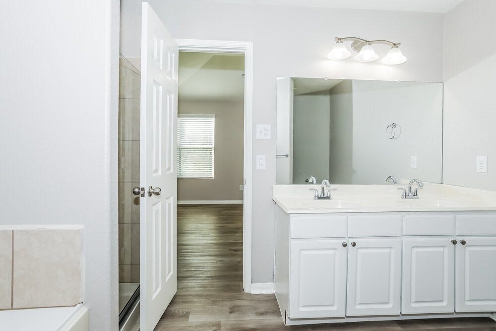 16750 Warbler Drive, Conroe, TX 77385 16750 Warbler Drive, Conroe, TX 77385
